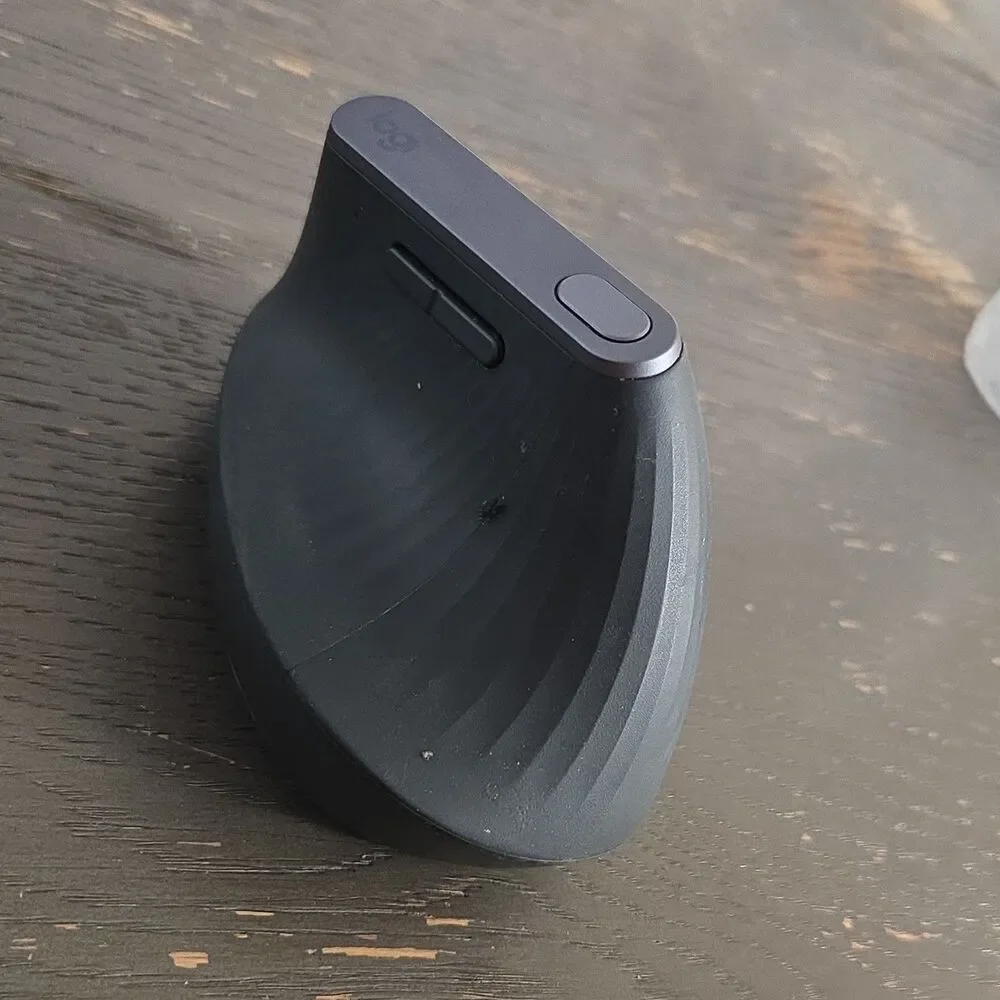 Logitech MX Vertical Ergonomic Wireless Optical Mouse USB Black